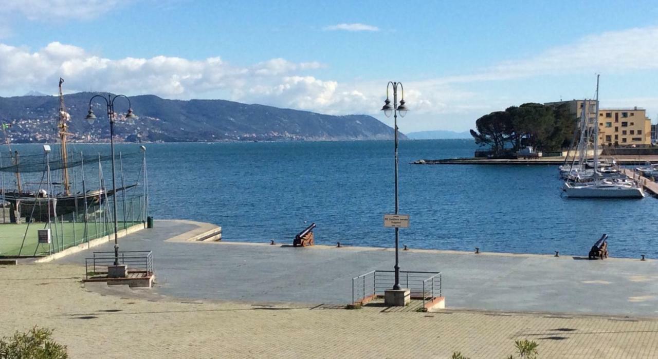 Stella Di Mare Apartment La Spezia Exterior photo